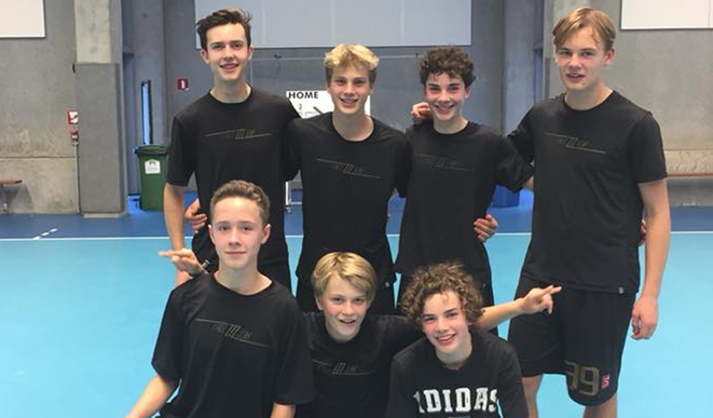 Wannabeezzz U17 wint Pigearth